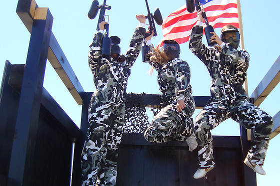 Una partida de paintball con 200 bolas para 2 en Paintball en Action Live en Collado Villalba (Madrid)