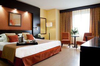 Una noche con desayuno para 2 en Hotel Intur Castellón**** en Castellón de la Plana (Castellón)