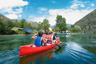 Canoa biplaza en Lago La Guingueta d'Aneu (Lleida)