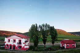 CASA RURAL LA ESTACIÓN DEL RIO LOBOS