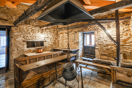 Dos noches con desayunos para 2 en Pensión rústica O Trancallo*** en Viana Do Bolo (Ourense)