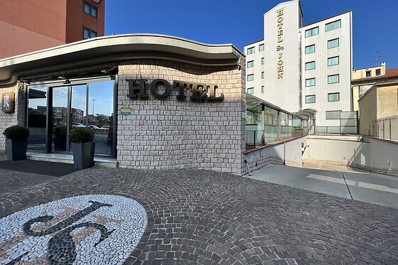 iH Hotels Milano St. John Sesto S.G. - photo 3