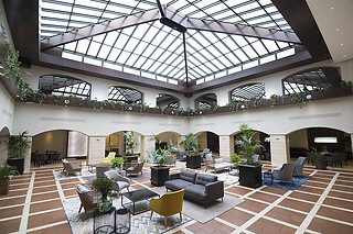 Una noche con desayuno para 2 en Hotel Intur Castellón**** en Castellón de la Plana (Castellón)