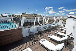 Un tratamiento facial para 1 en Hotel Hospes Las Casas del Rey de Baeza en Sevilla