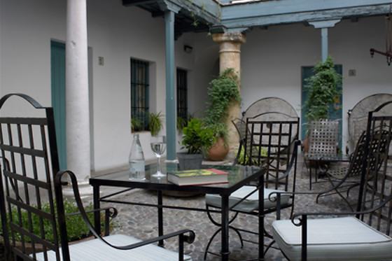 Un tratamiento facial para 1 en Hotel Hospes Las Casas del Rey de Baeza en Sevilla