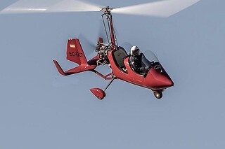Un vuelo en autogiro para 2 en Cota 300 Aviación en Daganzo de Arriba (Madrid)