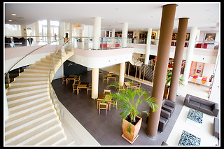 Una noche con desayuno para 2 en Hotel Bonalba Alicante****S en Mutxamel (Alicante)