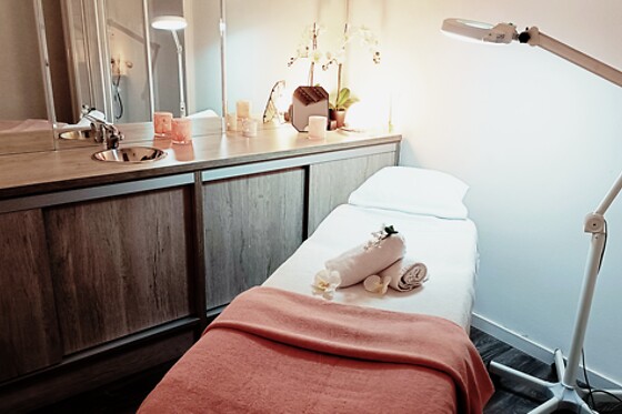 Un masaje relajante con aromaterapia para 1 en Mon Estetics Bienestar Integral en Las Rozas (Madrid)