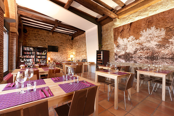 Hospedería de Alesves en Villafranca (Navarra)