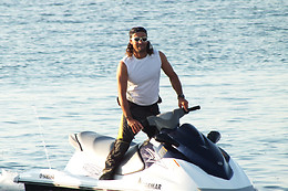 Jet Evasion