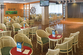 Dos noches con desayunos para 2 en Hotel GHT Aquarium & Spa**** en Lloret de Mar (Girona)
