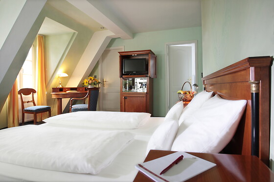 Hotel Schloss Edesheim - photo 5