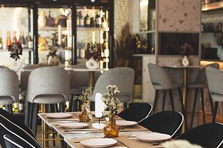 Un cheque gourmet para 2 en Restaurante Tumanto en Granada