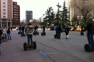 Un tour en segway para 2 en SegCityTours en Madrid