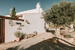 Una noche en "Casa Desmayo" para 4 en Finca El Pocico en Corvera ( Murcia)