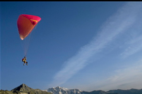 Un vuelo en parapente biplaza para 1 en Parapente Factory en Arbolí (Tarragona)