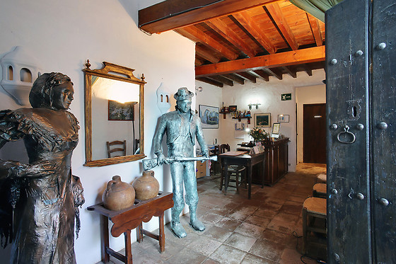 HOTEL RESTAURANTE BANDOLERO - photo 1