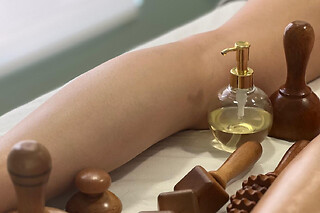Una sesión de maderoterapia facial para 2 en Velassaru Integral Aesthetic en Madrid